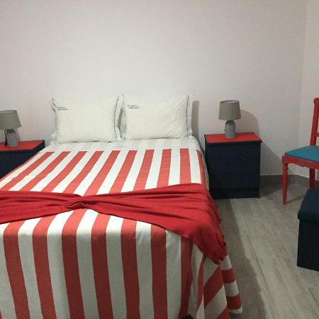 Casa De Ferias Na Praia 4+1 Nazaré Eksteriør billede